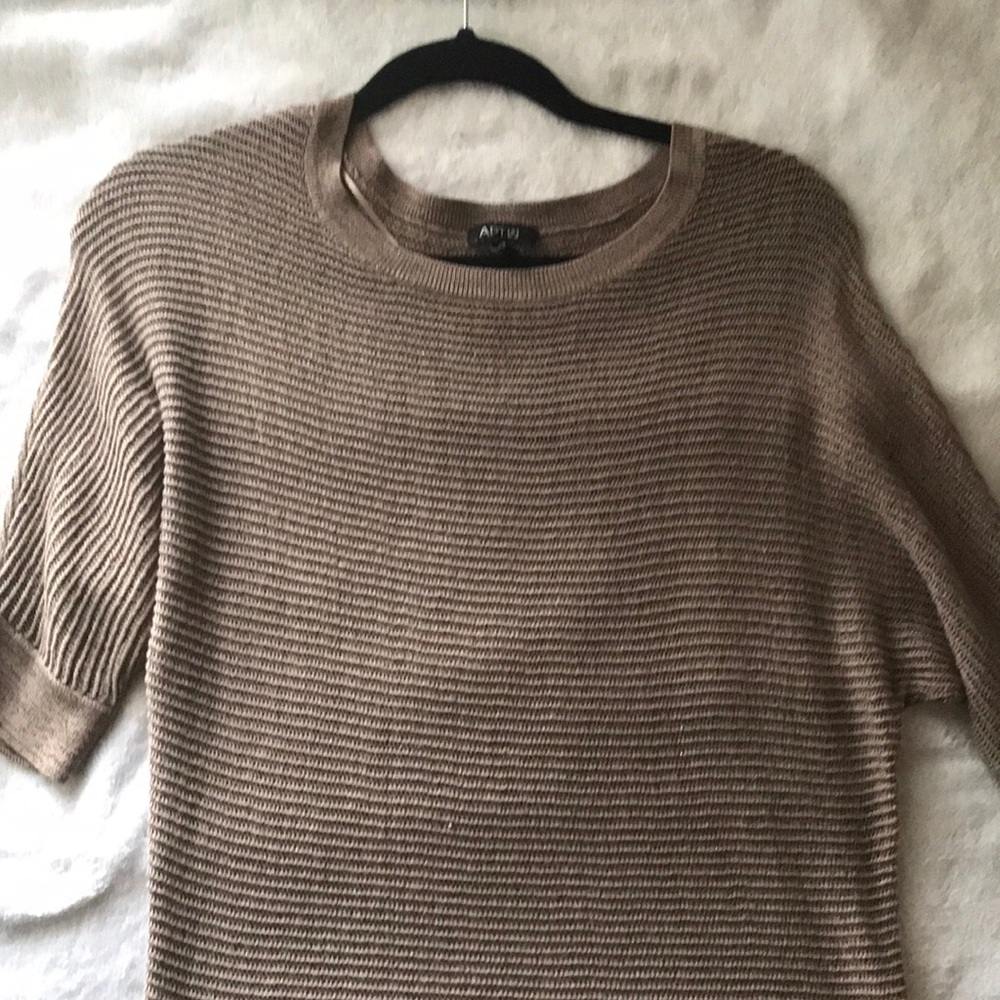 Short Brown Top